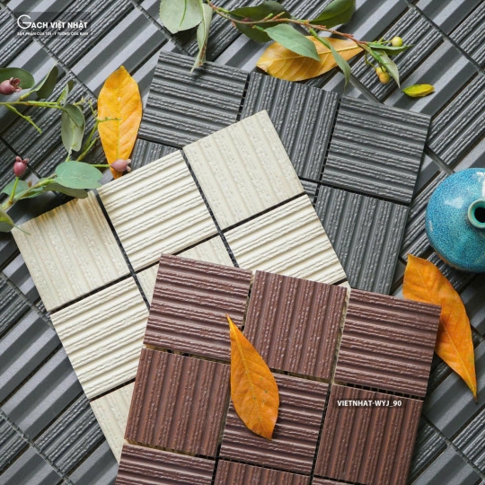 Gạch Việt Nhật WYJ 906 – Nghệ Thuật Phối Chip Mosaic Tạo Nên Cảm Xúc Thị Giác Đầy Tinh Tế