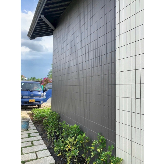 Gạch Vỉ Việt Nhật SHC 7202 Dán Mặt Tiền Biệt Thự Cao Cấp