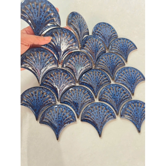 Gạch Mosaic Vảy Cá MHF 02 – Tinh Hoa Nghệ Thuật Trang Trí