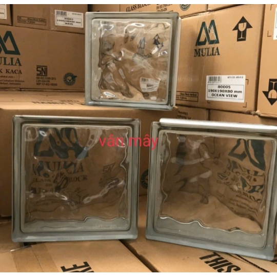 Gạch Kính Lấy Sáng Vân Mây