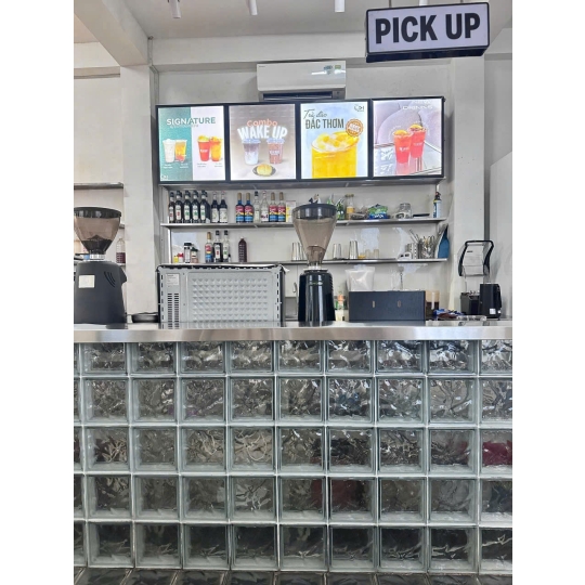 Gạch Kính Lấy Sáng Vân Mây