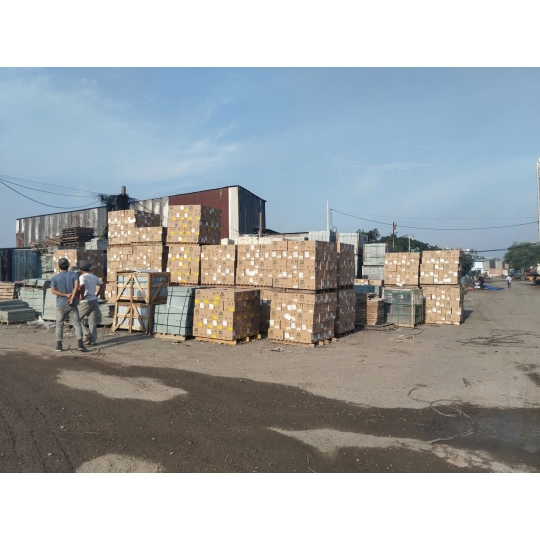 Gạch Kính Lấy Sáng Sọc Đũa