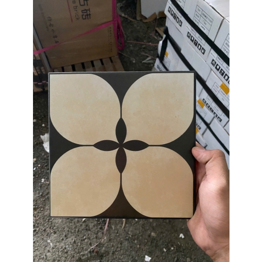 🌼 Gạch bông porcelain 200x200mm – Hoa nâu cách điệu | BHHOMETILES ADP