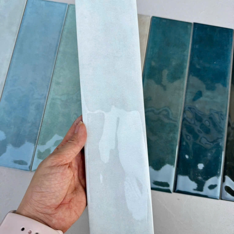 Gạch Thẻ Màu Kem Trắng 75x300mm – Tối Giản, Tinh Khôi & Thanh Lịch QUA P0