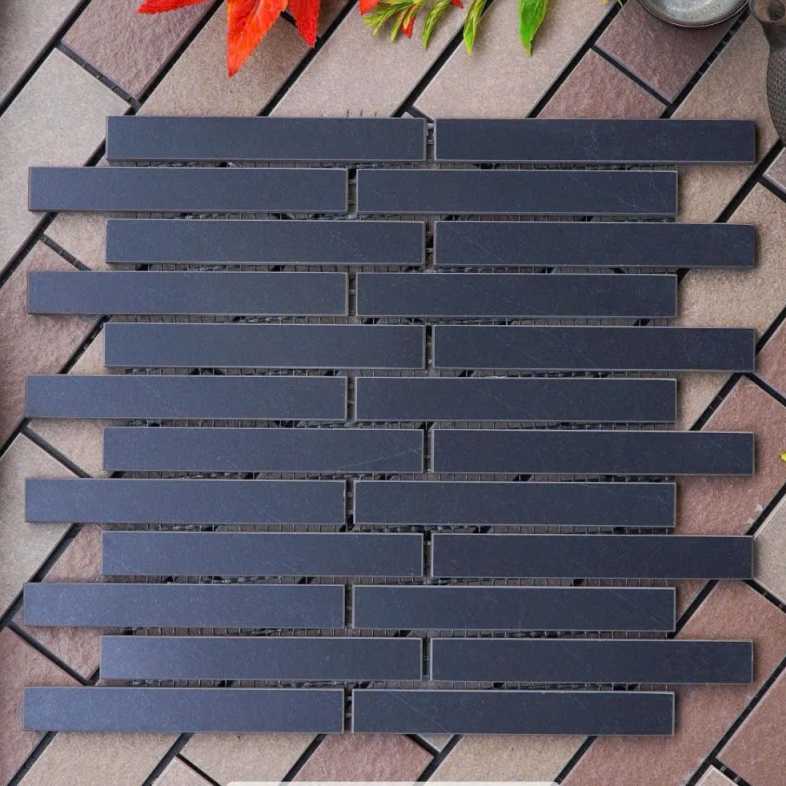 Gạch Vỉ VKK 1907 Đen Tĩnh Âm 290x295mm – Dáng Chip 20x145mm