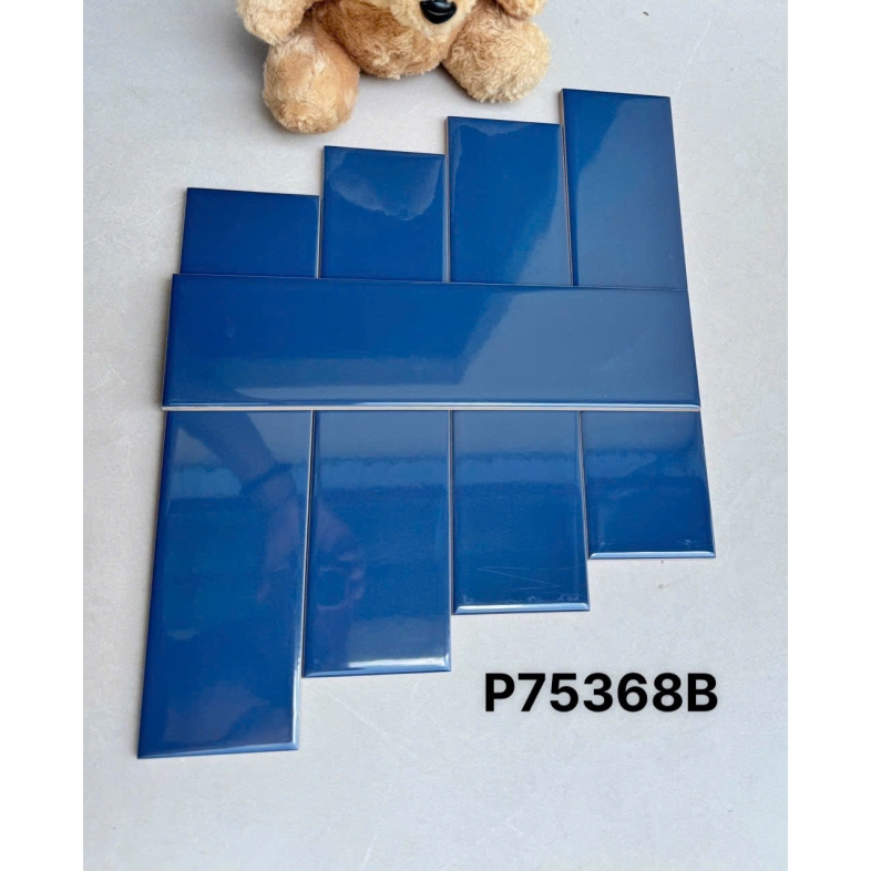 Gạch thẻ xanh biển bóng 75x300mm – Tươi mát, trẻ trung AQUA 75368B