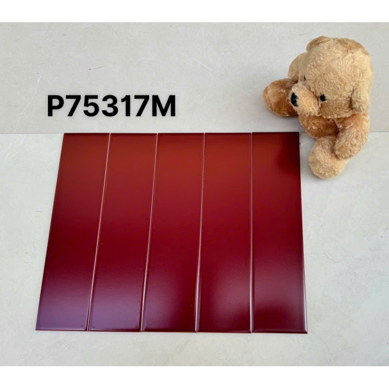 Gạch thẻ đỏ cherry mờ 75x300mm – Cá tính và hiện đại AQUA 75317M 