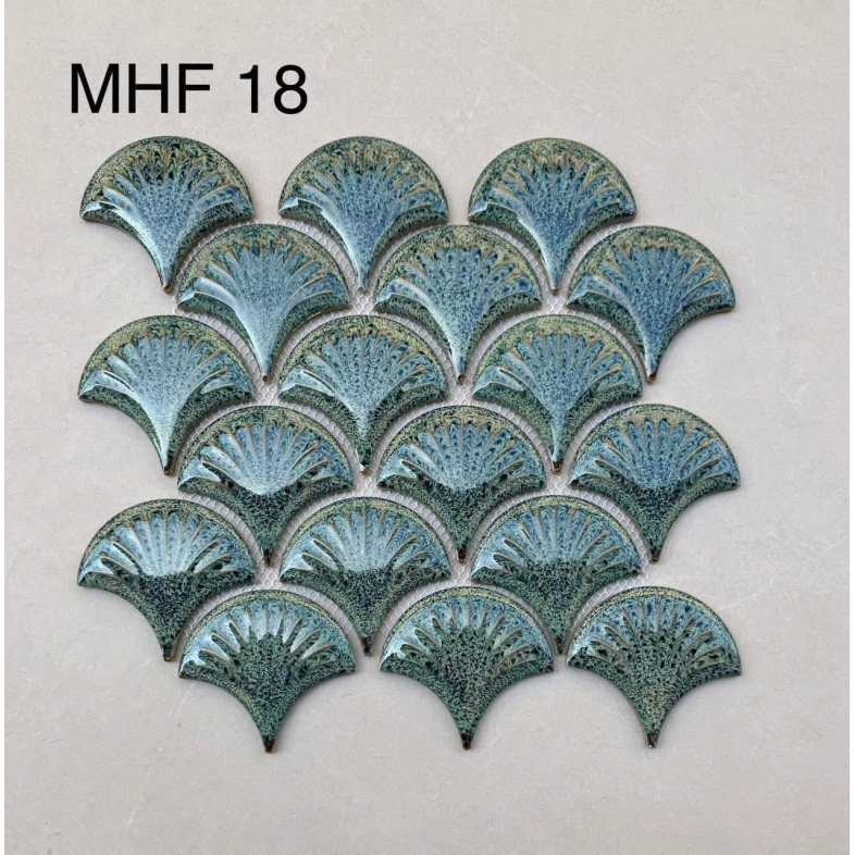Gạch Vảy Cá Vỏ Sò MHF 18 Cho Phòng Tắm Cao Cấp – Dễ Vệ Sinh, Không Bám Bẩn 290x274x6mm